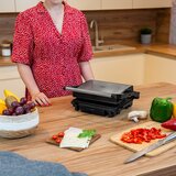 Teesa Panini Grill TSA3232 – Električni roštilj 1500W s podesivim zatvaračem i uklonjivom posudom za masnoću | shoptok.hr
