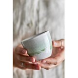 Bloomingville Svetlo zelena lončena skodelica 195 ml Paula – | Shoptok.si