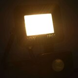 vidaXL LED reflektor sa senzorom 10 W topli bijeli | shoptok.hr