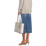 Guess Nakupovalna torba 'Noelle' bež | Shoptok.si