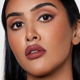 ZOEVA Velvet Love Matte Hyaluronic dugotrajni ruž za usne s mat efektom nijansa Chrisula 3,9 g | shoptok.hr