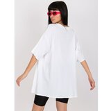 Fashion Hunters White and pink loose t-shirt with an application Cene