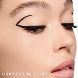Guerlain Noir G Graphic Liner tekoče črtalo v peresu vodoodporno odtenek 01 Black 0,55 ml | Shoptok.si