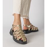  Golden platform sandals with closed toe line Kolla | ePonuda.com