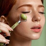 Ecotools Jade pripomoček za masažo za obraz 1 kos | Shoptok.si