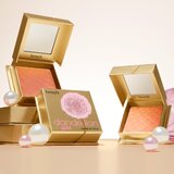 Benefit Dandelion Gold highlighter limitirana serija nijansa Gold 6 g | shoptok.hr