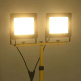 vidaXL LED reflektor s stojalom 2x100 W toplo bel | Shoptok.si