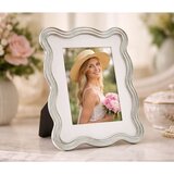 Mauro Ferretti Svijetlo plavi/u srebrnoj boji metalni/stakleni stojeći okvir 17,5x22,5 cm Elizabeth – | shoptok.hr