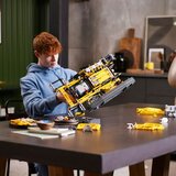 Lego Technic: Žerjav goseničar Liebherr LR 13000 | Shoptok.si