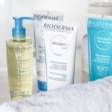 Bioderma Atoderm Ultra-Nourishing hranljivo in pomirjujoče olje za prhanje za zelo suho in občutljivo kožo 200 ml za ženske | Shoptok.si
