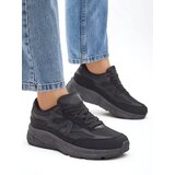 Resti Women's sport sneakers on a thicker sole Moderax | Shoptok.si