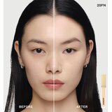 Burberry Beyond Wear Concealer dolgoobstojni korektor odtenek 20 Fair Neutral 8 ml Slike