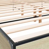  Posteljni okvir sonoma hrast 200x200 cm inž. les in kovina | Shoptok.si