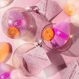 Real Techniques Miracle 2-in-1 Powder Puff Ornament spužvica za puder 2 kom | shoptok.hr