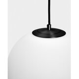 Kave Home Bela/črna kovinska viseča svetilka s steklenim senčilom ø 30 cm Brisia – | Shoptok.si
