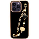 Onasi trendy silikonski ovitek z zapestnico za iPhone 13 Pro - črn s srčki | Shoptok.si