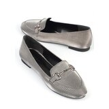 Capone Outfitters Women's Pointed Toe Silvery Buckle Flats cene