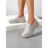 Resti Women's patent loafers Dunes | ePonuda.com