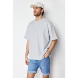 Trendyol Basic Gray Men's Oversize/Wide Cut Short Sleeve Textured Tok Fabric T-Shirt Cene