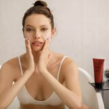 Ahava Apple of Sodom encimski piling za posvetlitev in zgladitev kože 100 ml | Shoptok.si
