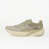 New Balance Sneakers FCX Olivine/ Shipyard EUR 44 Cene