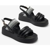 Resti Black women's sandals on a thicker sole Uvino- Footwear | Shoptok.si