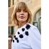 Marisse T-Shirt With White Application Cene