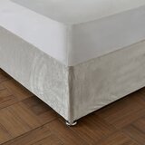 Catherine Lansfield Krem navlaka za okvir kreveta s gumom od samta 152x198 cm Kingsley – | shoptok.hr