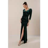 By Saygı Pleated Long Corduroy Dress with a Slit Emerald Cene