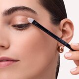 Catrice Effect Eyeshadow Duo Brush obostrani kist za sjenila za oči 1 kom | shoptok.hr