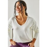 Olalook Women's Ecru V-Neck Soft Textured Knitwear Sweater Cene