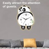 Smania PandaTime™ plešući LED zidni sat sa pandom | Eponuda.com