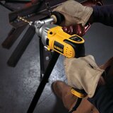 Dewalt električna bušilica 800W 13 mm DWD221 | Eponuda.com