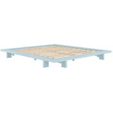 Karup Design Svetlo modra zakonska postelja iz masivnega bora z letvenim dnom 180x200 cm Japan – Cene