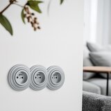  Kliklap - Trojna retro zidna utičnica za kućnu upotrebu sa ramom, 230 V, siva | Eponuda.com