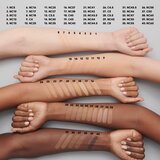 MAC Cosmetics Studio Fix Fluid SPF 15 24HR Matte Foundation + Oil Control matirajoči tekoči puder SPF 15 odtenek NC25 30 ml | Shoptok.si