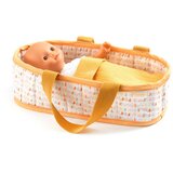 Djeco Mini Pomea – punčka Sasha v prešiti košarici | Shoptok.si