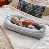 DockATot DELUXE Celestial Blue (0-8m) - večnamensko gnezdece | Shoptok.si