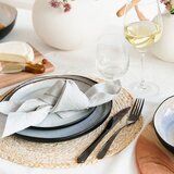 Salt&Pepper Črn/bež desertni krožnik iz kamenine ø 21,5 cm Lunar – | Shoptok.si