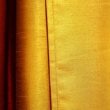 Douceur d intérieur Rumena zavesa iz mikrosatena 140x240 cm Shana – | Shoptok.si
