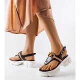 D/CEO marka niezdefiniowana Black thong sandals on a chunky sole Breana | Shoptok.si