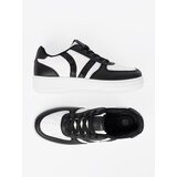 Shelvt Stylish black and white sneakers with glitter inserts | ePonuda.com