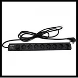 220V razvodni PDU panel 19/1U sa 8 utičnih mesta,prekidač,prenaponska zaštita,kabl 1.8m PDU-8SP-1U