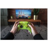 Microsoft XBOX WIRELESS CONTROLLER - ELECTRIC VOLT | shoptok.hr