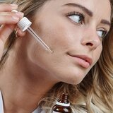 Australian Bodycare Aloe Vera Serum serum proti gubam s Tea Tree olji 30 ml | Shoptok.si