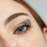 3INA The 24H Eye Stick dugotrajna sjenila za oči u olovci nijansa 963 - Taupe 1,4 g | shoptok.hr