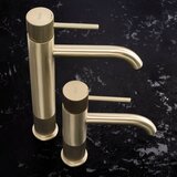 REA Bath Kupaonska miješalica Rea Lungo Stripe Brush Gold Low | shoptok.hr