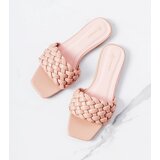 D/CEO White slides Ypsy | Shoptok.si