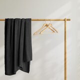 Restilo Črna odeja iz mikrovlaken DecoKing Henry, 70 x 150 cm | Shoptok.si