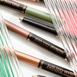 Catrice Aloe Vera sjenilo za oči u sticku nijansa 060 Cranberry Crush 1,5 g | shoptok.hr